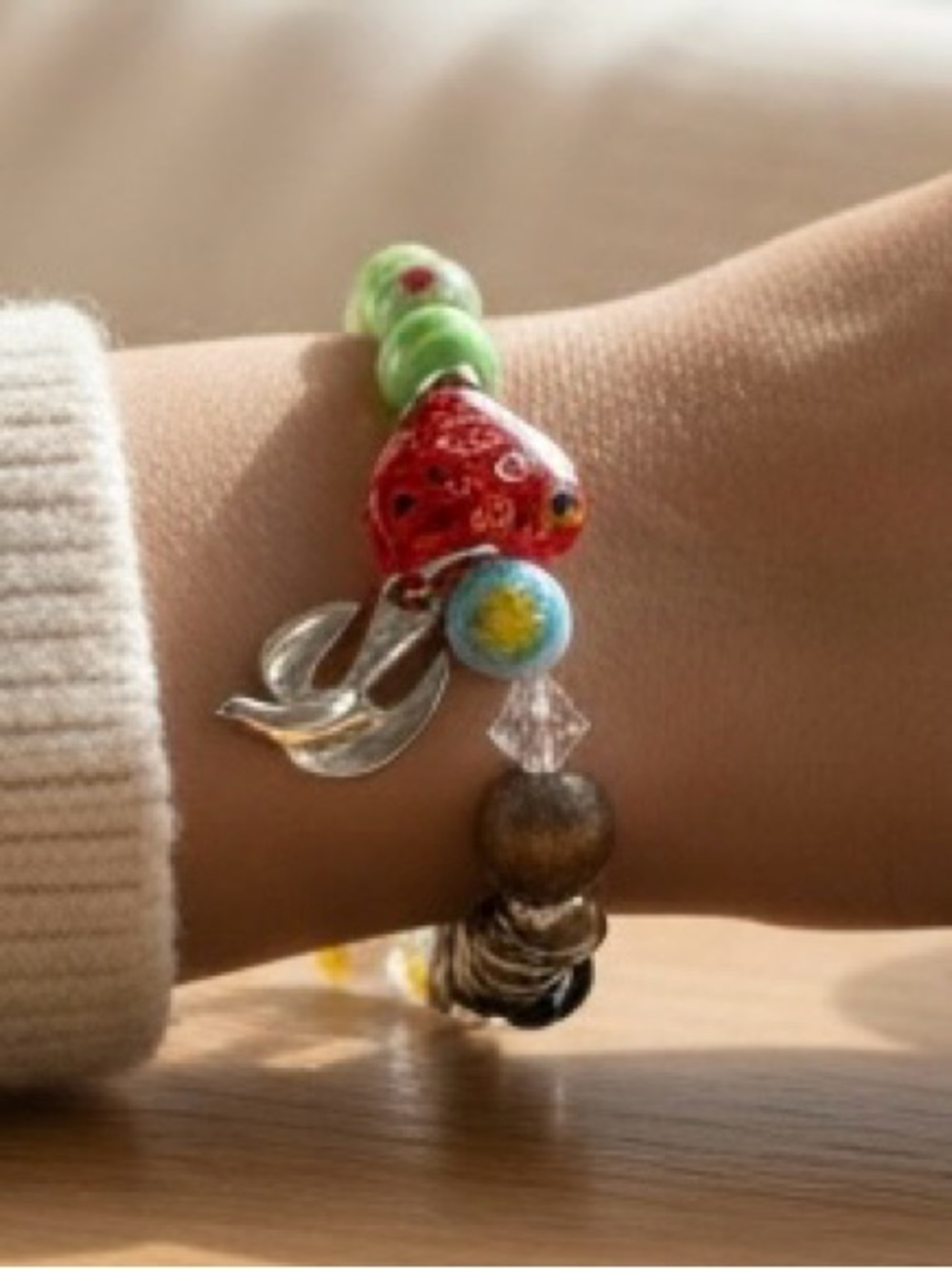 Vtg Artisan Christmas Stretch Bracelet – Mixed Beads with Star Cross Dove Charms - Picture 3 of 16